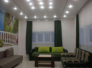5 Apartments