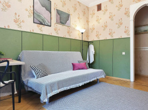 Квартира Четырехкомнатная Natali Apart на 8 Человек Около Патриарших Прудов в Центре Москвы