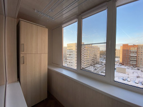 Квартира Уютная квартира с камином и лоджией на Ветеранов