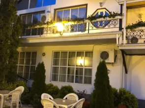 Отель Ливадия