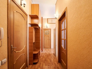 Квартира Anarin Apartments