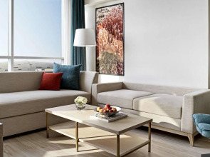 Отель Dubai Avani Ibn Battuta Hotel