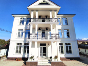 Guest House Aurum