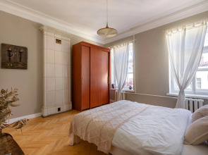 Апартаменты Классическая петербургская квартира в духе ХХ века