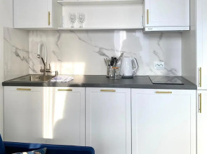 Квартира Стильная Мансардная Квартира Студия у Аэропорта