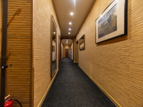 Апартаменты на Невском 136