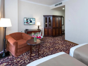 Ani Grand Hotel