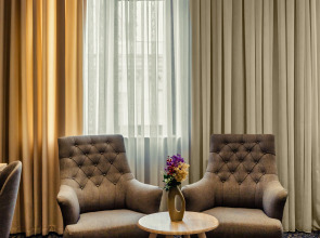 Metro City Hotel