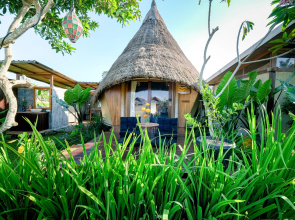 Ubud Rice Field Stay - Mahari by WAHM Hotel