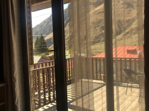 Отель Come & Rest