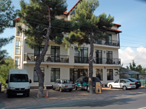 Kamelot Hotel