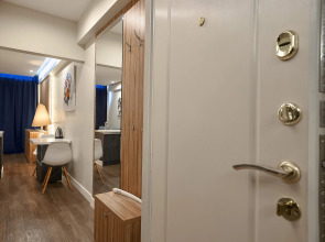 Апартаменты 10 минут до моря вид на набережную