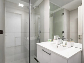 Апартаменты Welcome Home in Luma 22