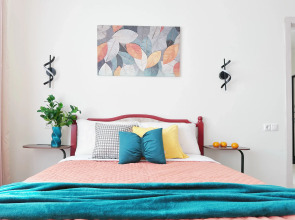 Квартира Однокомнатная Natali apart на метро Академика Янгеля