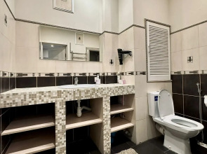 Апартаменты Белая Трехкомнатная Квартира у Вокзала