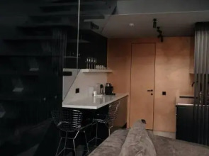 Апартаменты Four Rooms Нуар 320