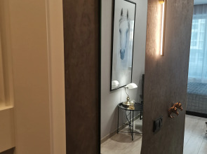 Апартаменты Еsenia Home - White Horce