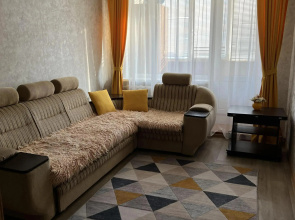 Uyutnaya Dvukhkomnatnaya Flat