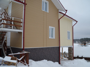 Lyubimy Prichal 2 Etazh Apartments