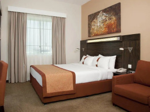 Holiday Inn Express Dubai Jumeirah an IHG Hotel