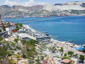 Квартира Уютная студия с потрясающим видом на море в центре