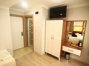 Отель Grand Liza