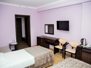 Санаторий Курортная Поликлиника им. Н.И. Пирогова с Пансионатом с Лечением Искра