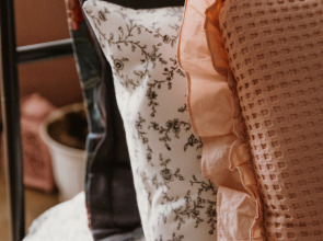 Апартаменты Дизайнерские с Панорамными Окнами