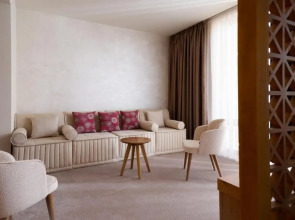 Отель Mercure Bukhara Old Town