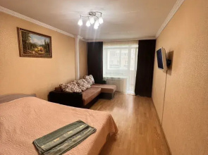 Na Ulitse Uchebnoy 8 Apartments