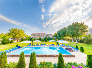 Tyulpan Hotel