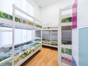 Muzeyny Hostel