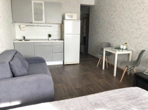 Квартира Апартаменты на Берегу Реки Рядом с Аэропортом