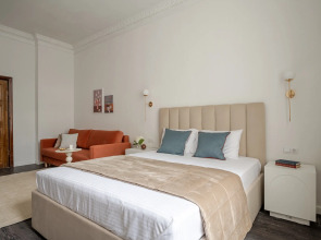 Апартаменты Кварт-Отель, Бережковская Набережная 12