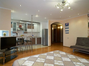 Апартаменты Studio Delux 70 Let Oktyabrya