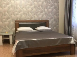 Na Dalne-Klyuchevskoy Ulitse 16a Flat