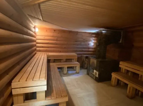 Дом с Бассейном