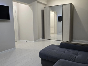 Апартаменты на Ирчи Казака 53А