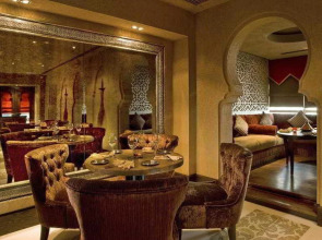 Отель Four Points by Sheraton Sheikh Zayed Road