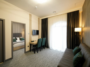 Отель Dynasty Hotel & SPA