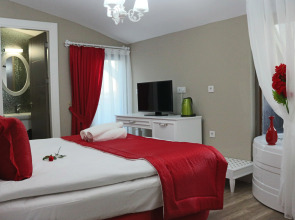 Отель Mic Royal