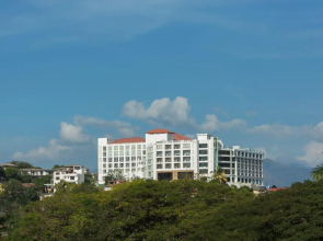 The Grand Kandyan Hotel