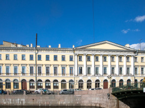 Уникальный Пентхаус Недалеко от Дворцовой Площади Апартаменты