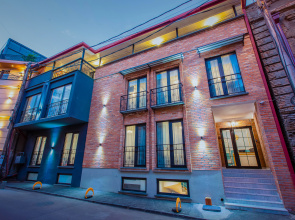 Central Gate Tbilisi Boutique Hotel