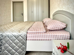 Квартира Двухкомнатная в центре у парка