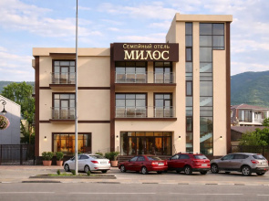 Milos Hotel