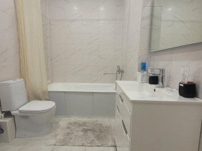 Квартира трехкомнатные Be Home на Седова