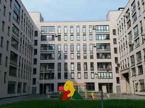 V Spb Na Kremenchugskaja 9k1 Apartments