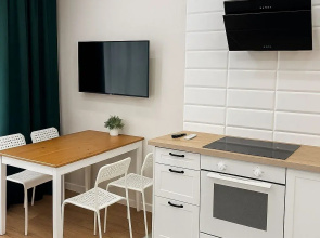 Belosnezhnaya Uyutnaya Kvartira Flat