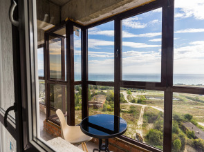 Апартаменты Просторные С Панорамным Балконом От LetoApart